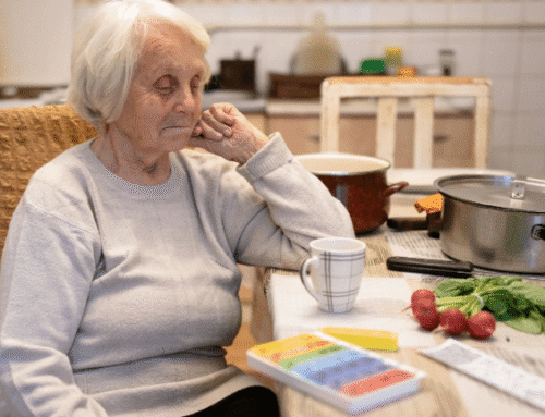 Signs an Elderly Parent Needs Help Living Alone (Even If They Don’t Think They Do)